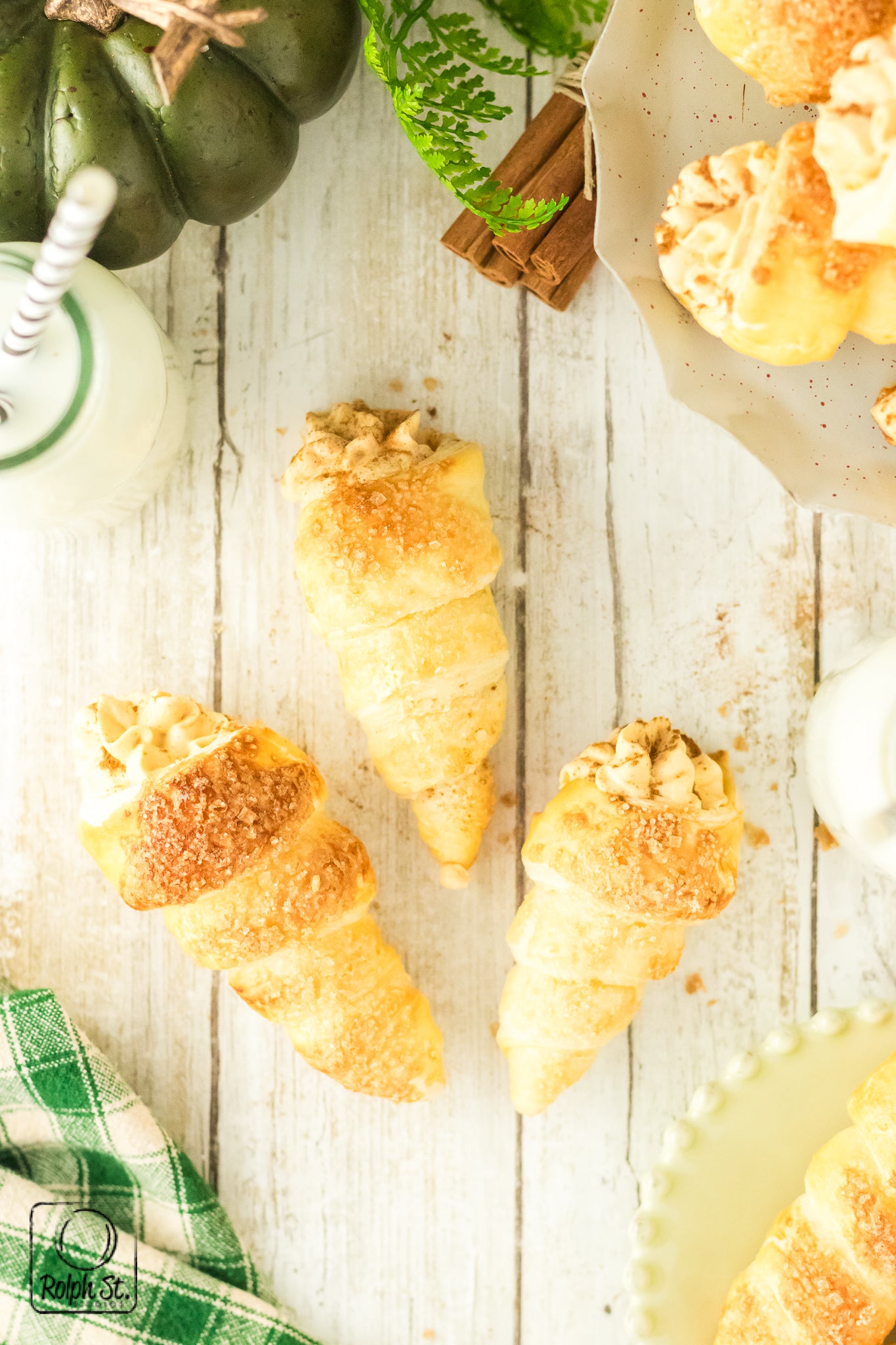 Exclusive Pumpkin Cream Horns
