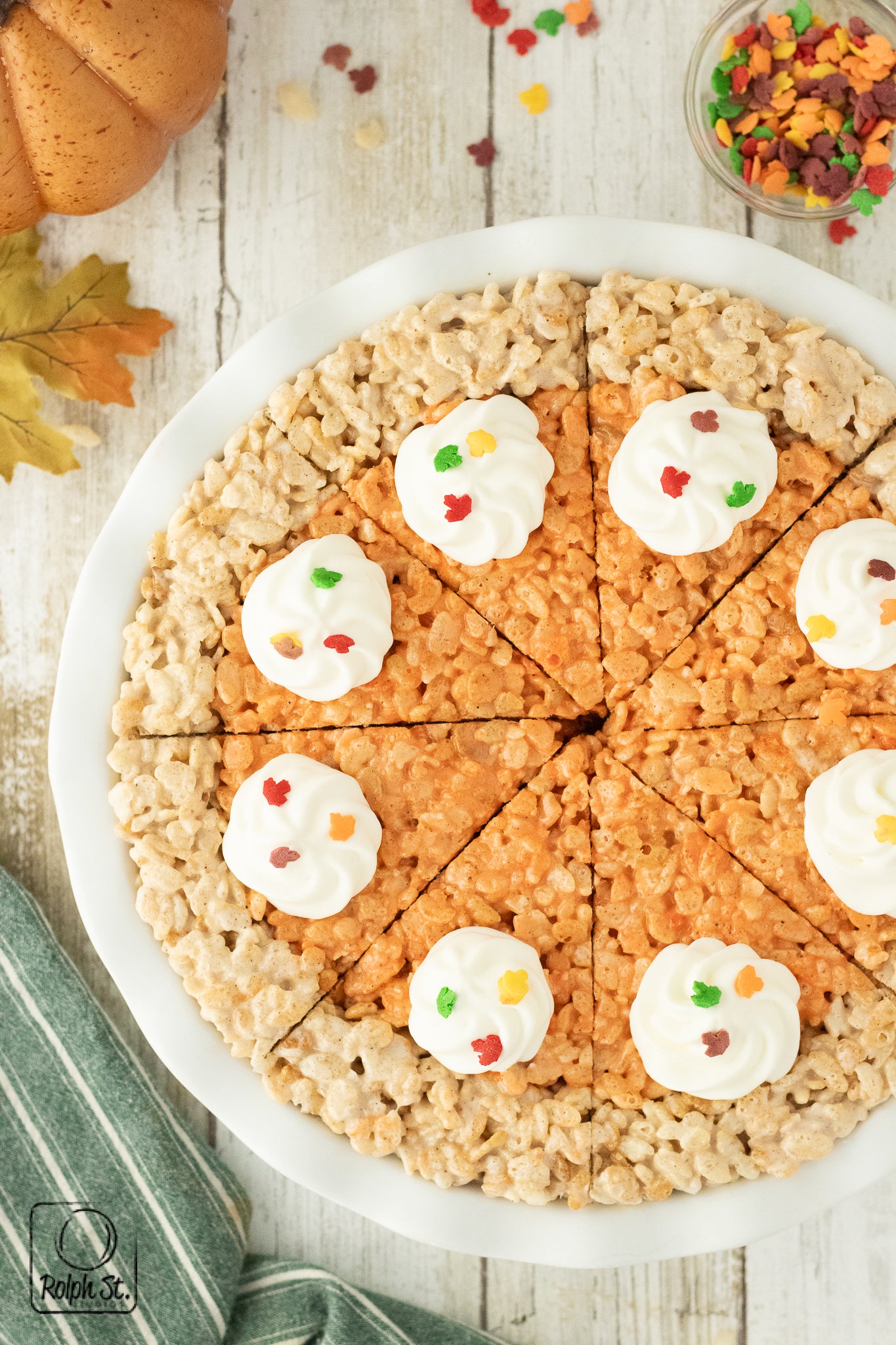 Exclusive Pumpkin Spice Rice Krispie Pie