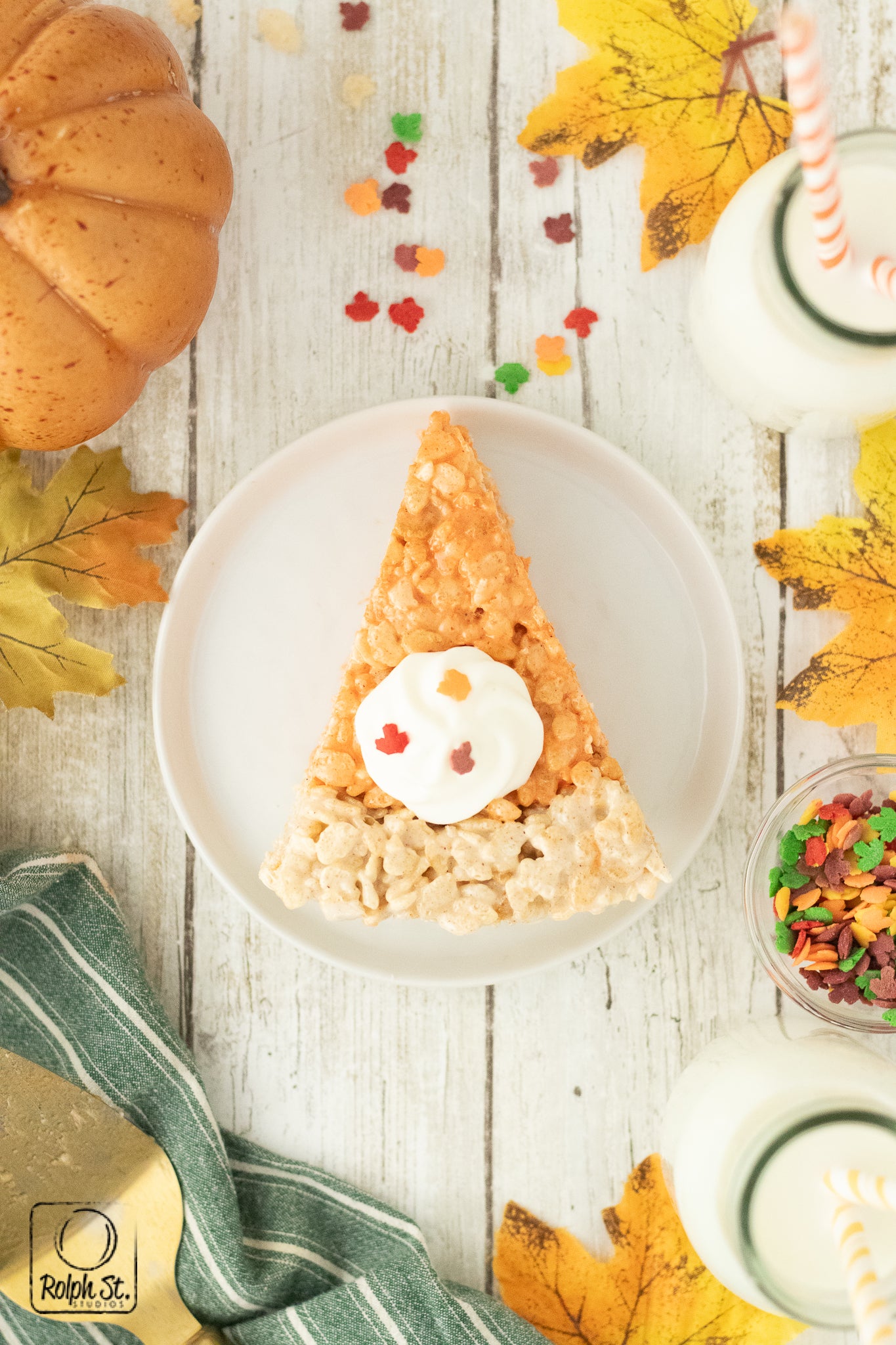 Exclusive Pumpkin Spice Rice Krispie Pie
