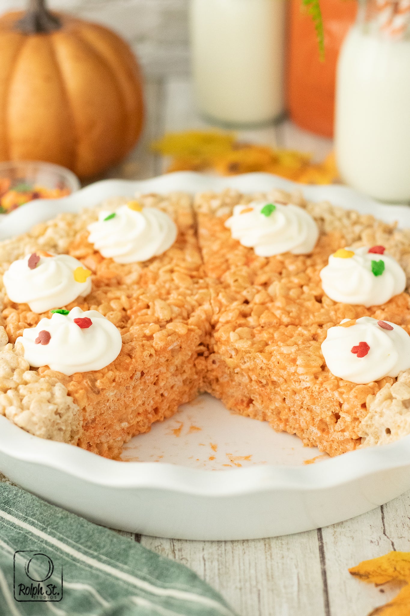 Exclusive Pumpkin Spice Rice Krispie Pie
