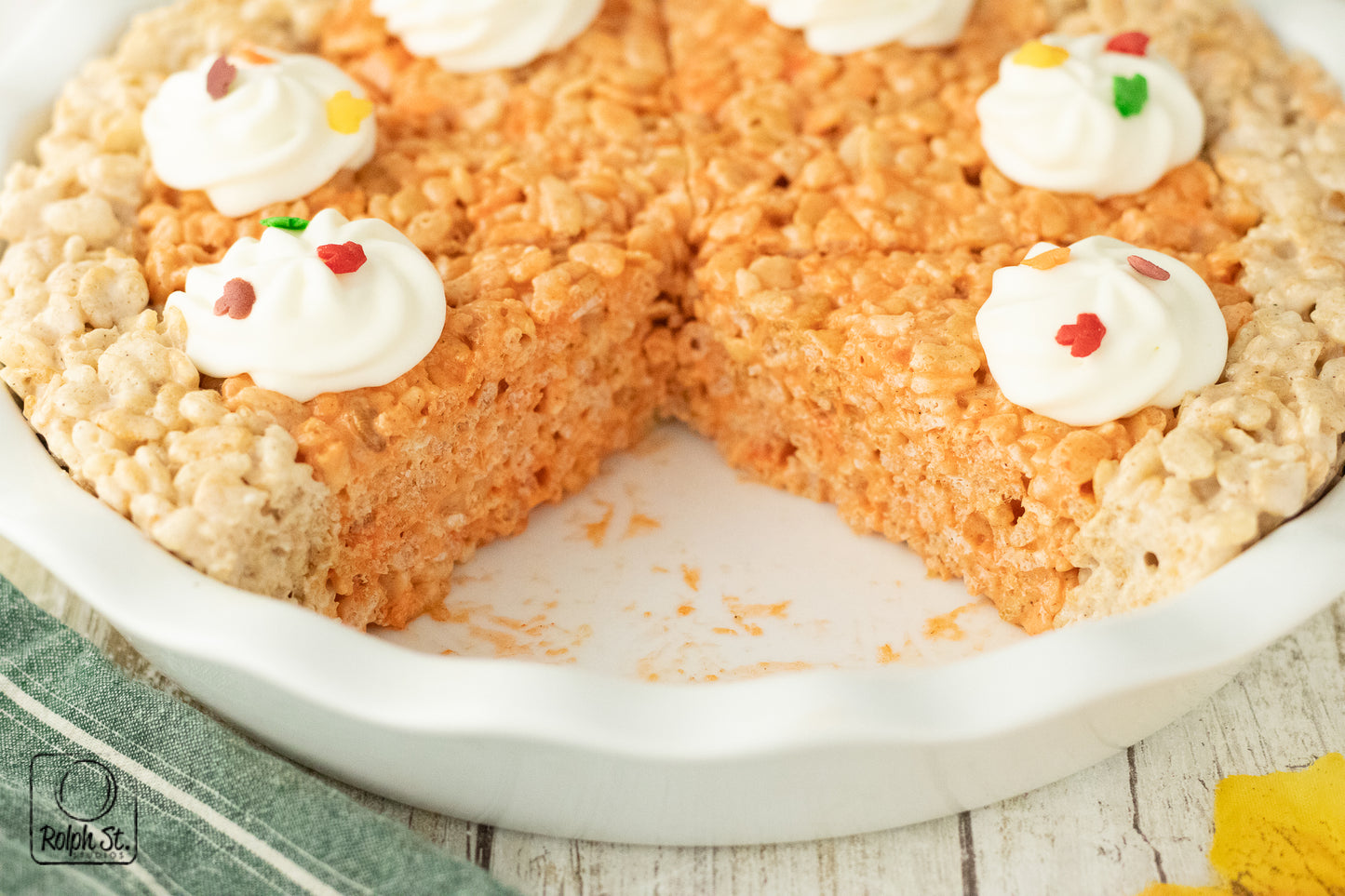 Exclusive Pumpkin Spice Rice Krispie Pie