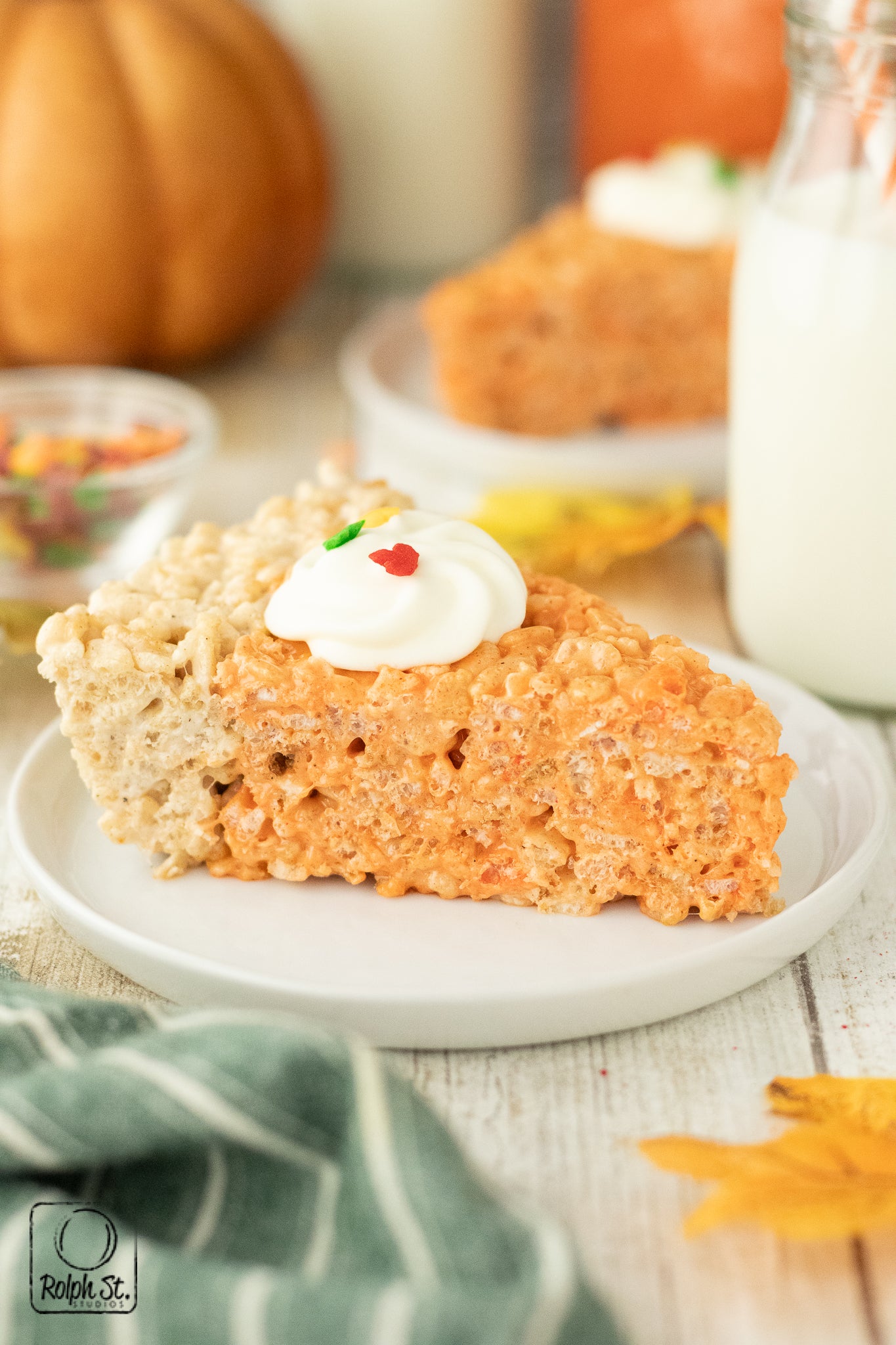 Exclusive Pumpkin Spice Rice Krispie Pie