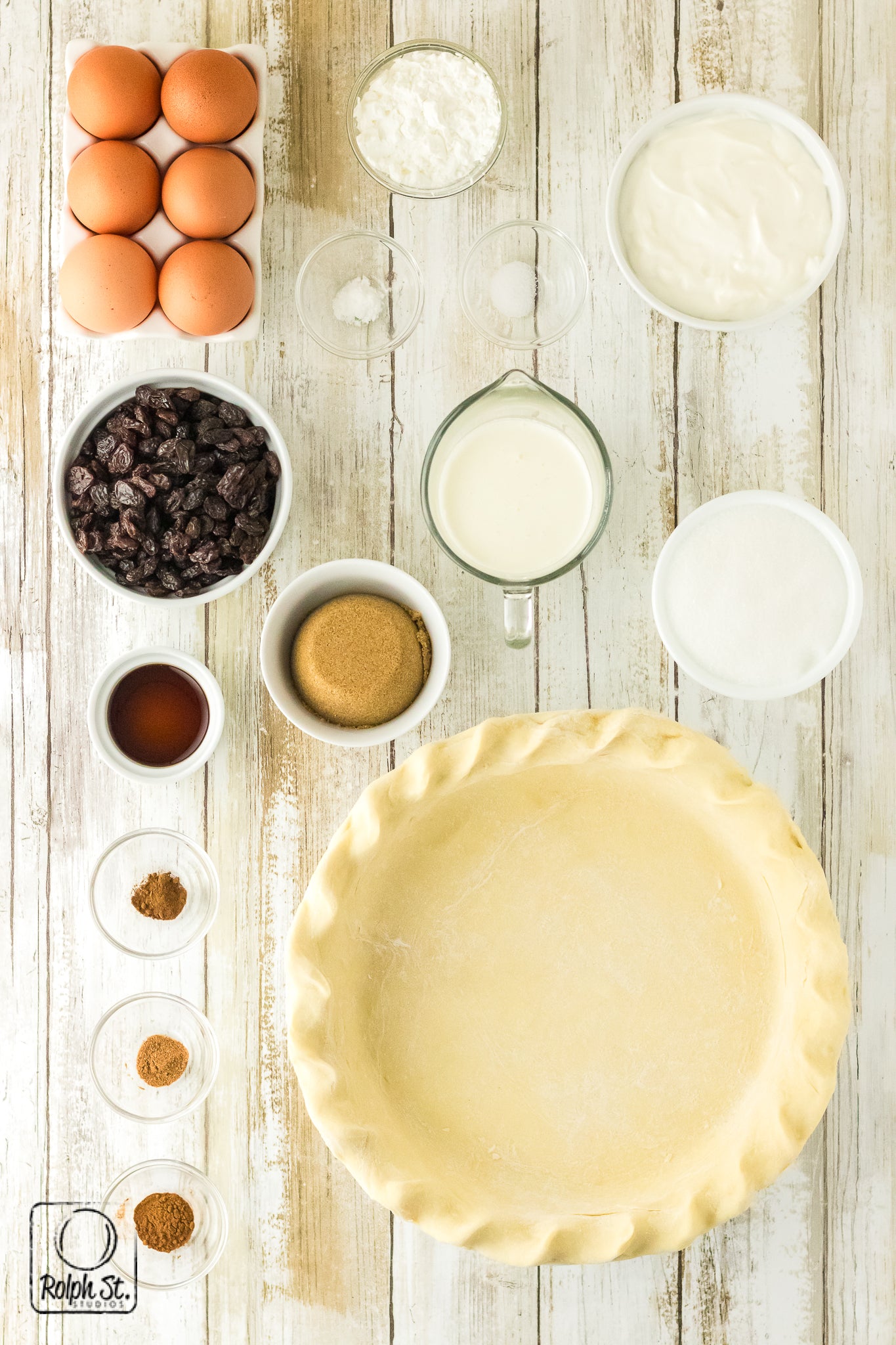 Exclusive Sour Cream Raisin Pie