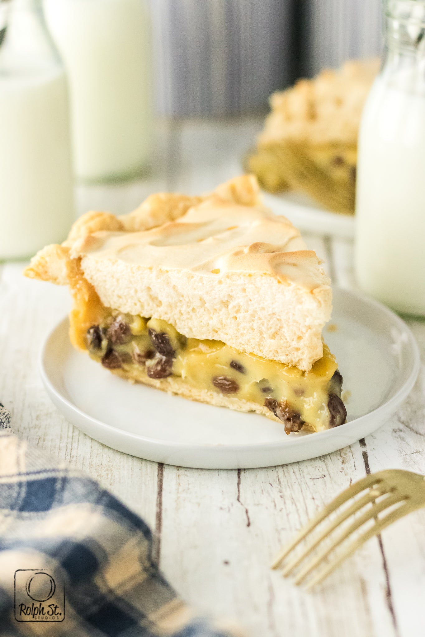 Exclusive Sour Cream Raisin Pie