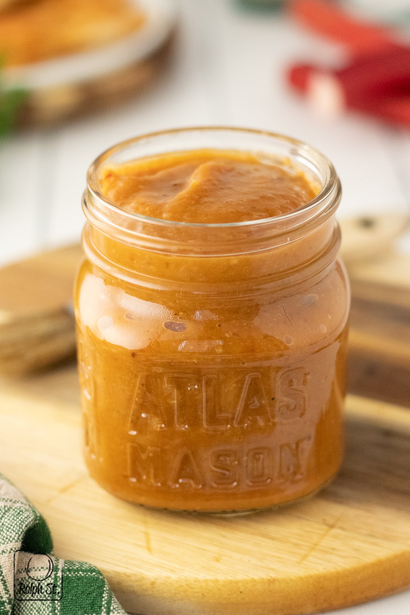 Exclusive Rhubarb-BQ Sauce
