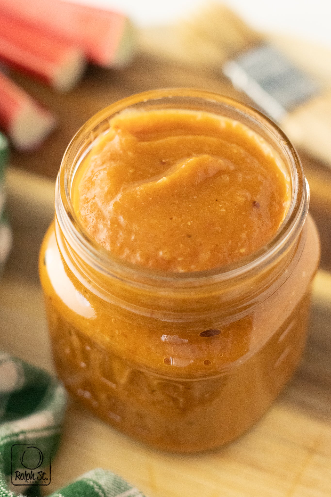 Exclusive Rhubarb-BQ Sauce