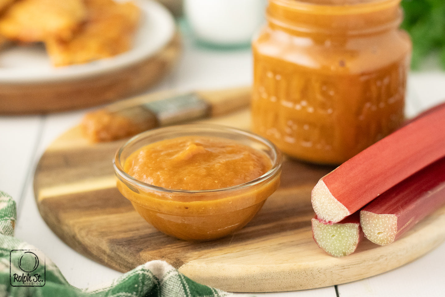 Exclusive Rhubarb-BQ Sauce