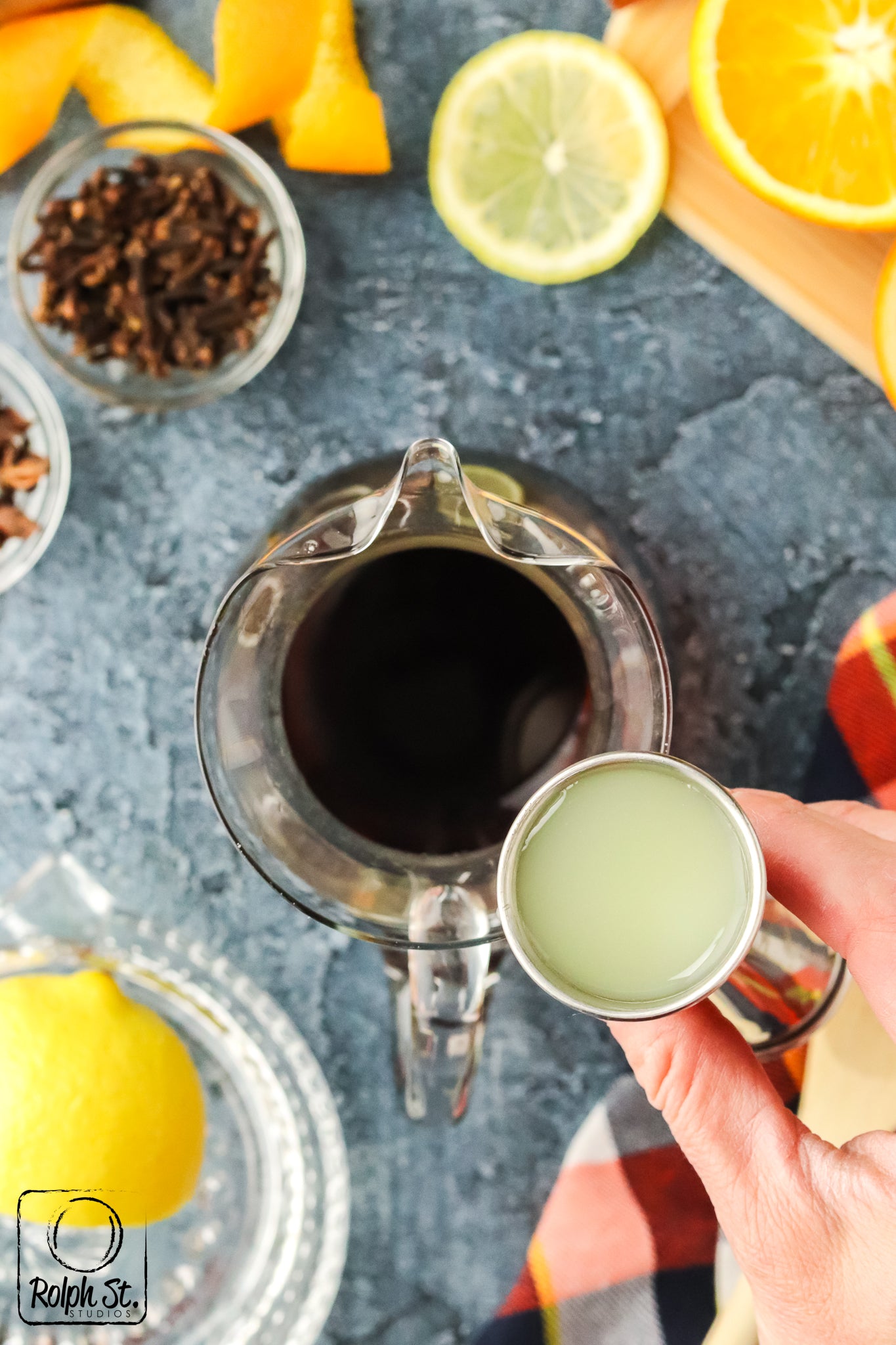 Exclusive Spiced Bourbon Fizz - Mini Session