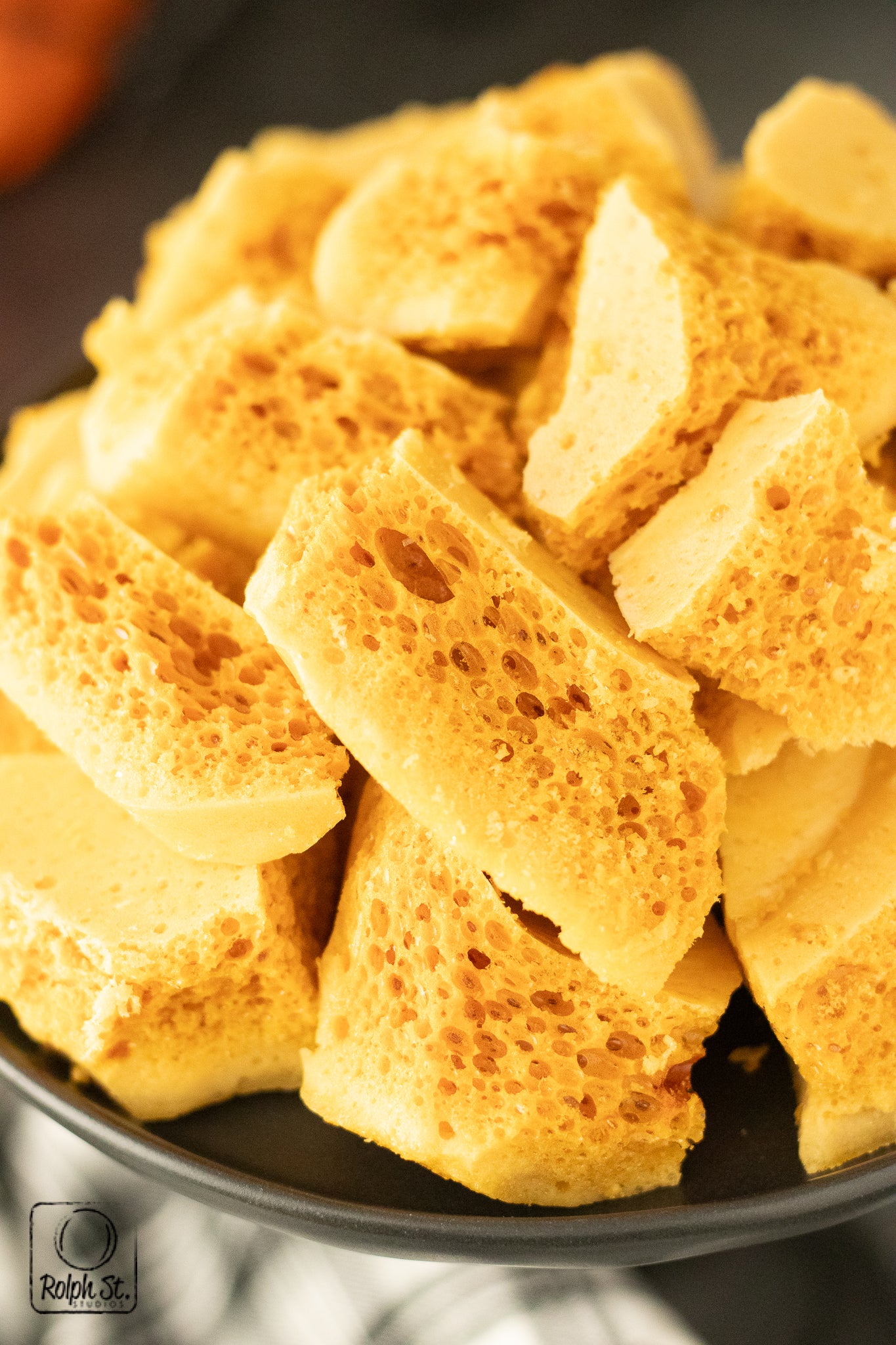 Recreation: Halloween Sponge Toffee