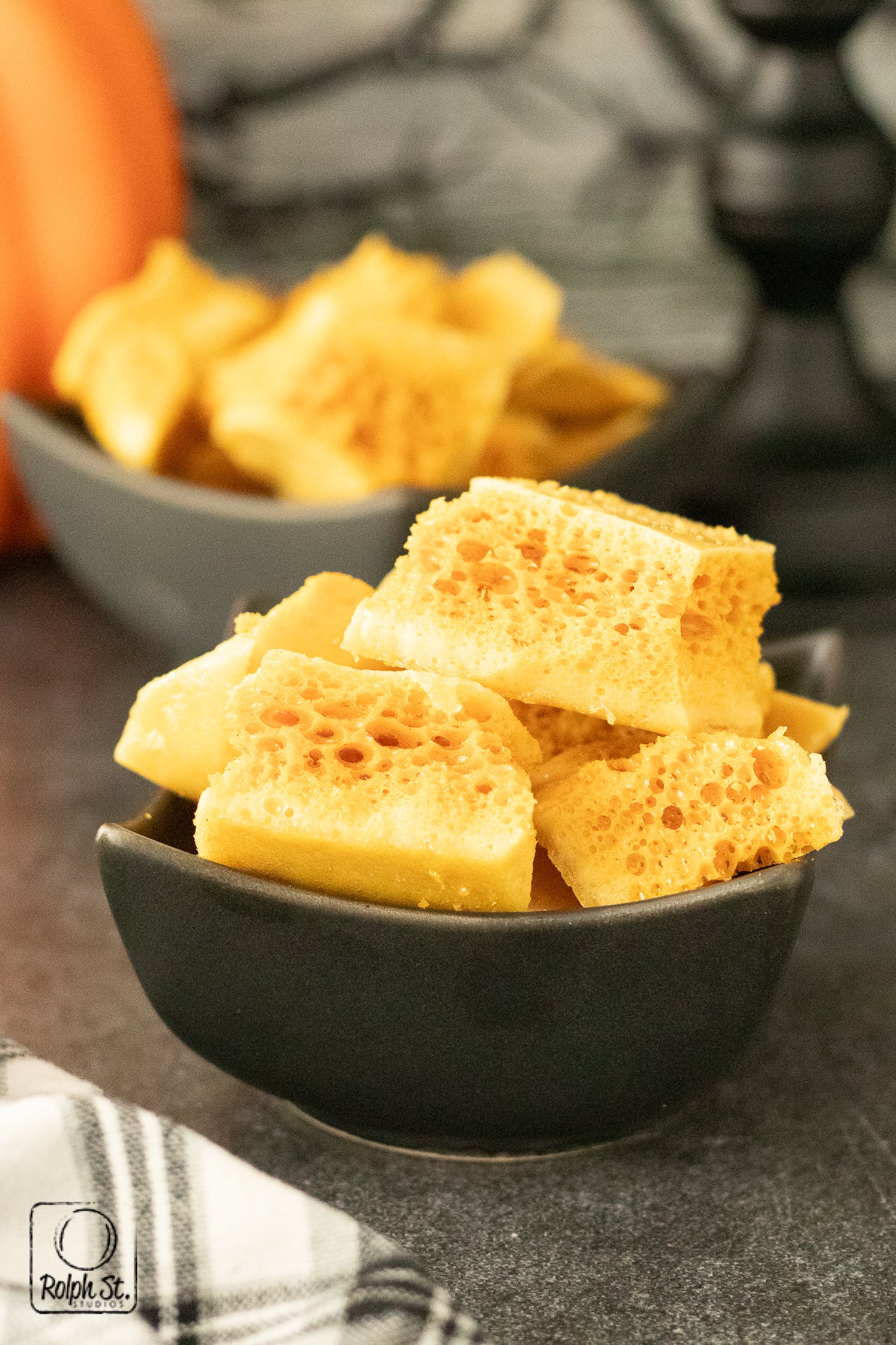 Recreation: Halloween Sponge Toffee