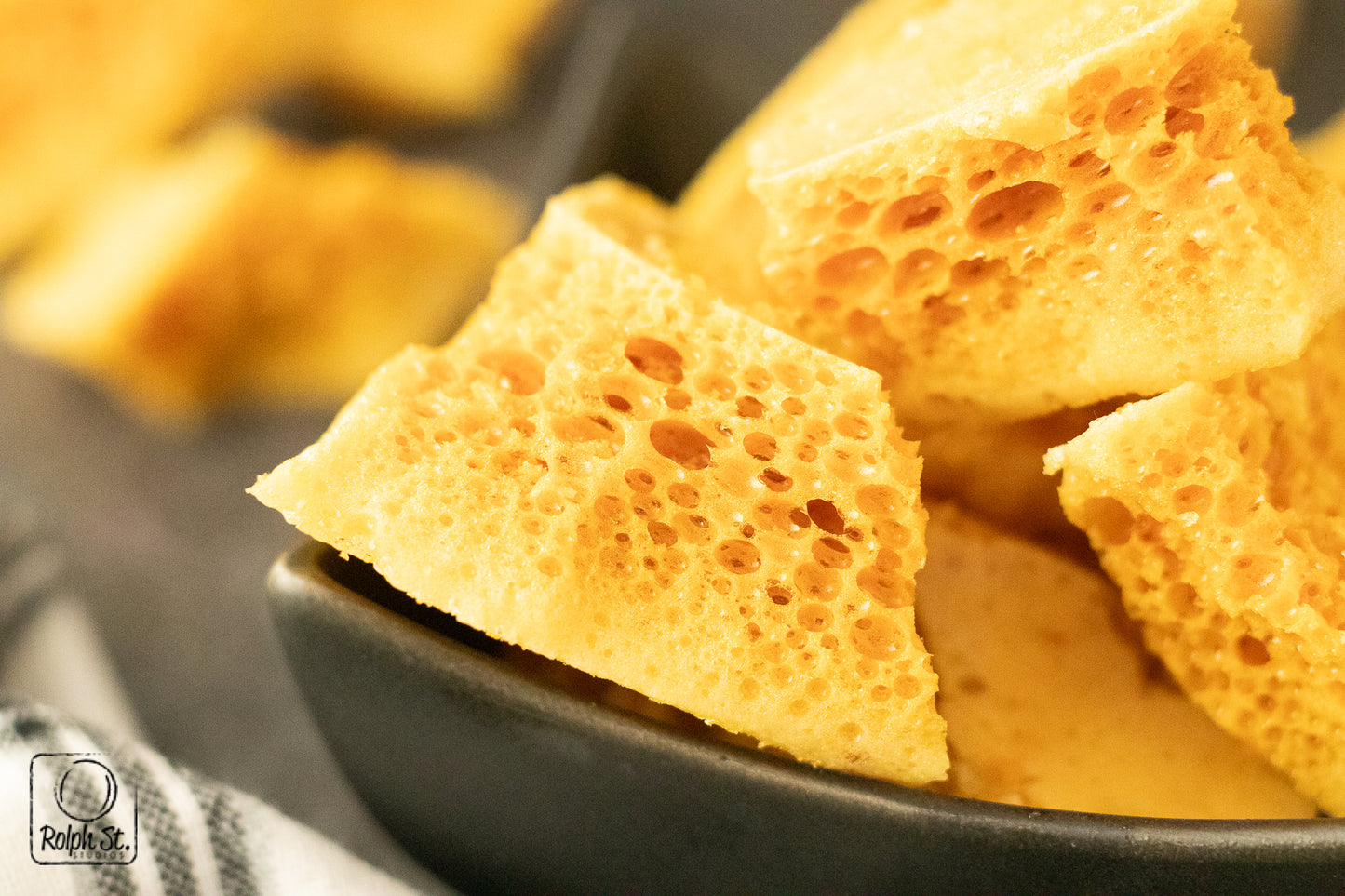 Recreation: Halloween Sponge Toffee