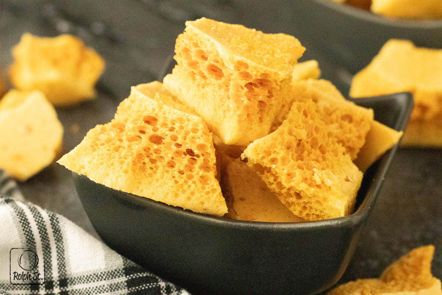 Recreation: Halloween Sponge Toffee