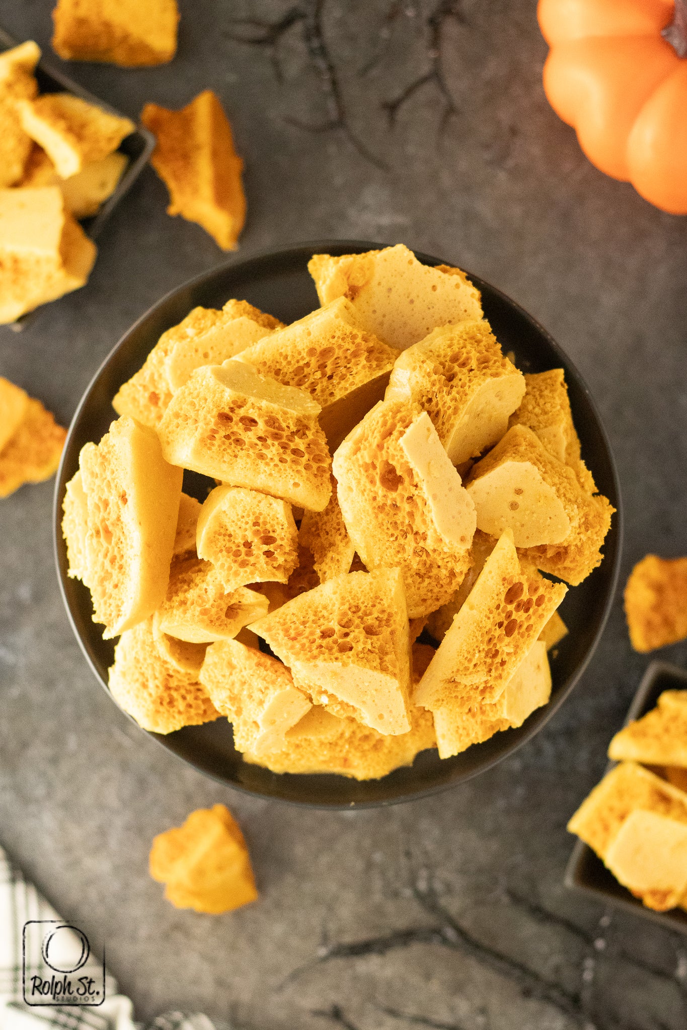 Recreation: Halloween Sponge Toffee