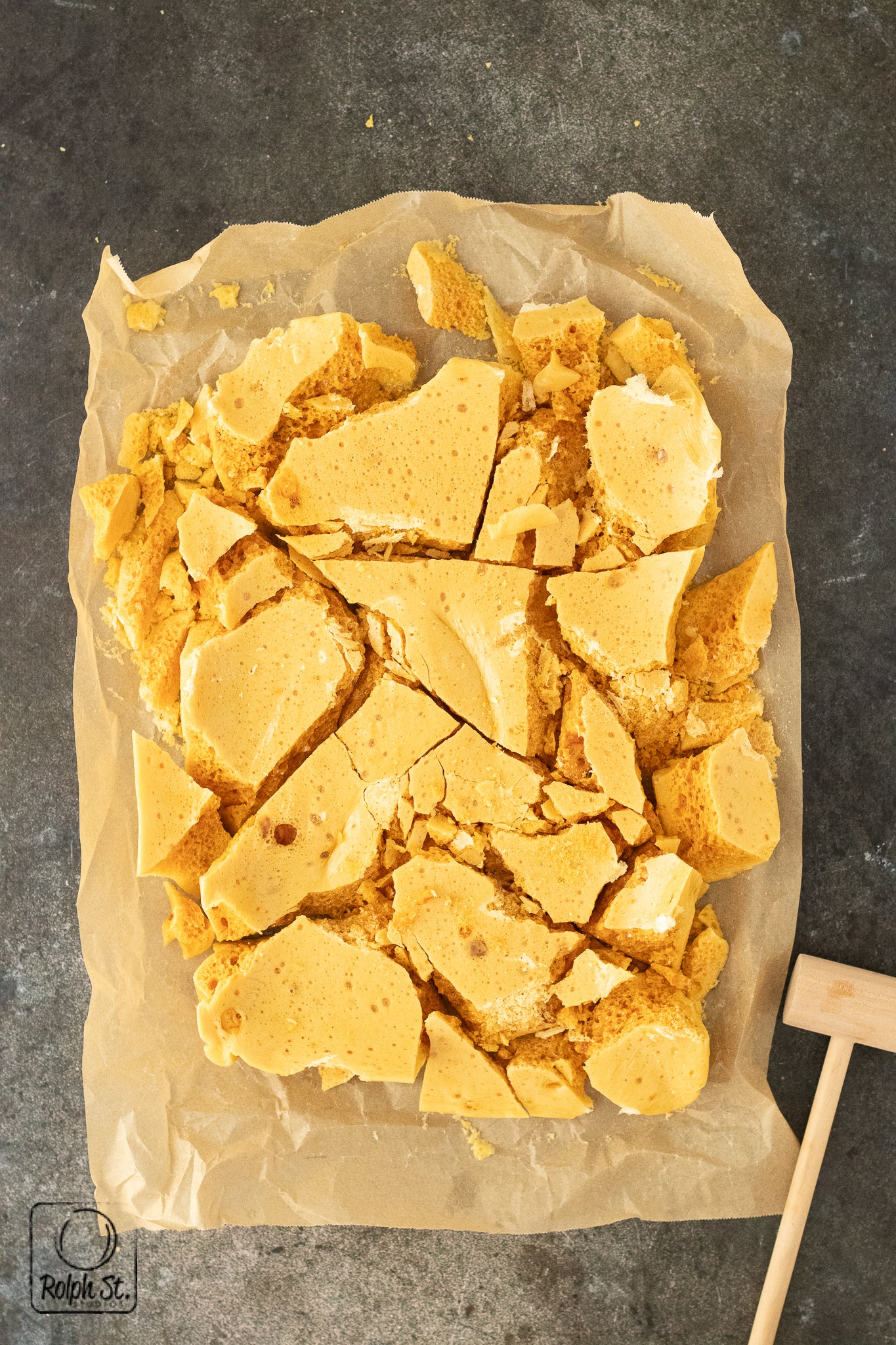 Recreation: Halloween Sponge Toffee