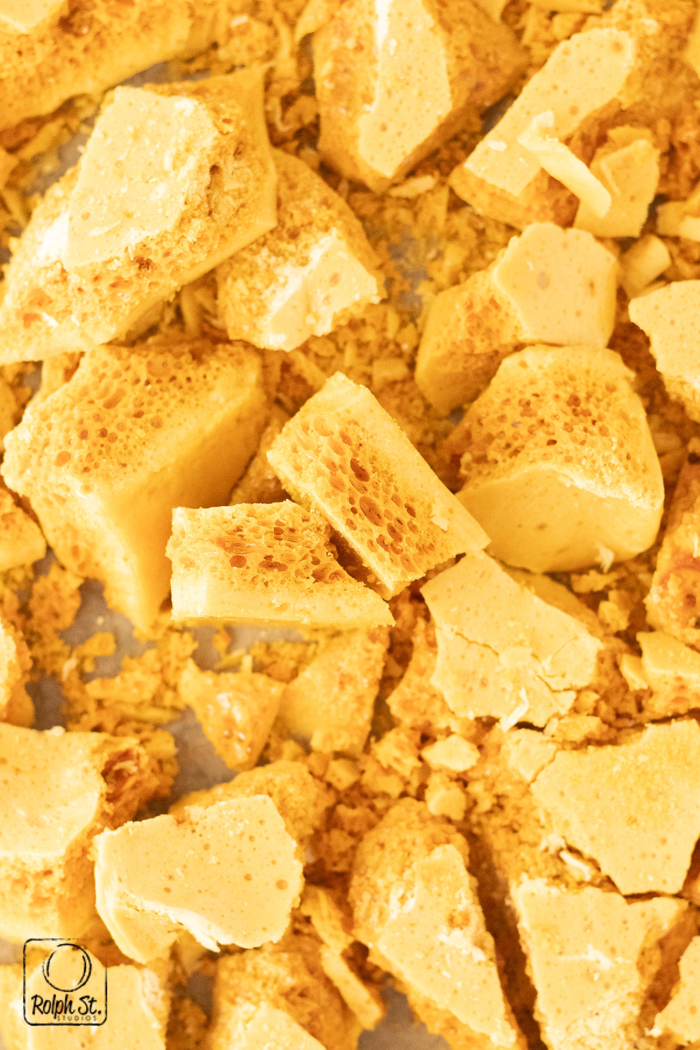 Recreation: Halloween Sponge Toffee