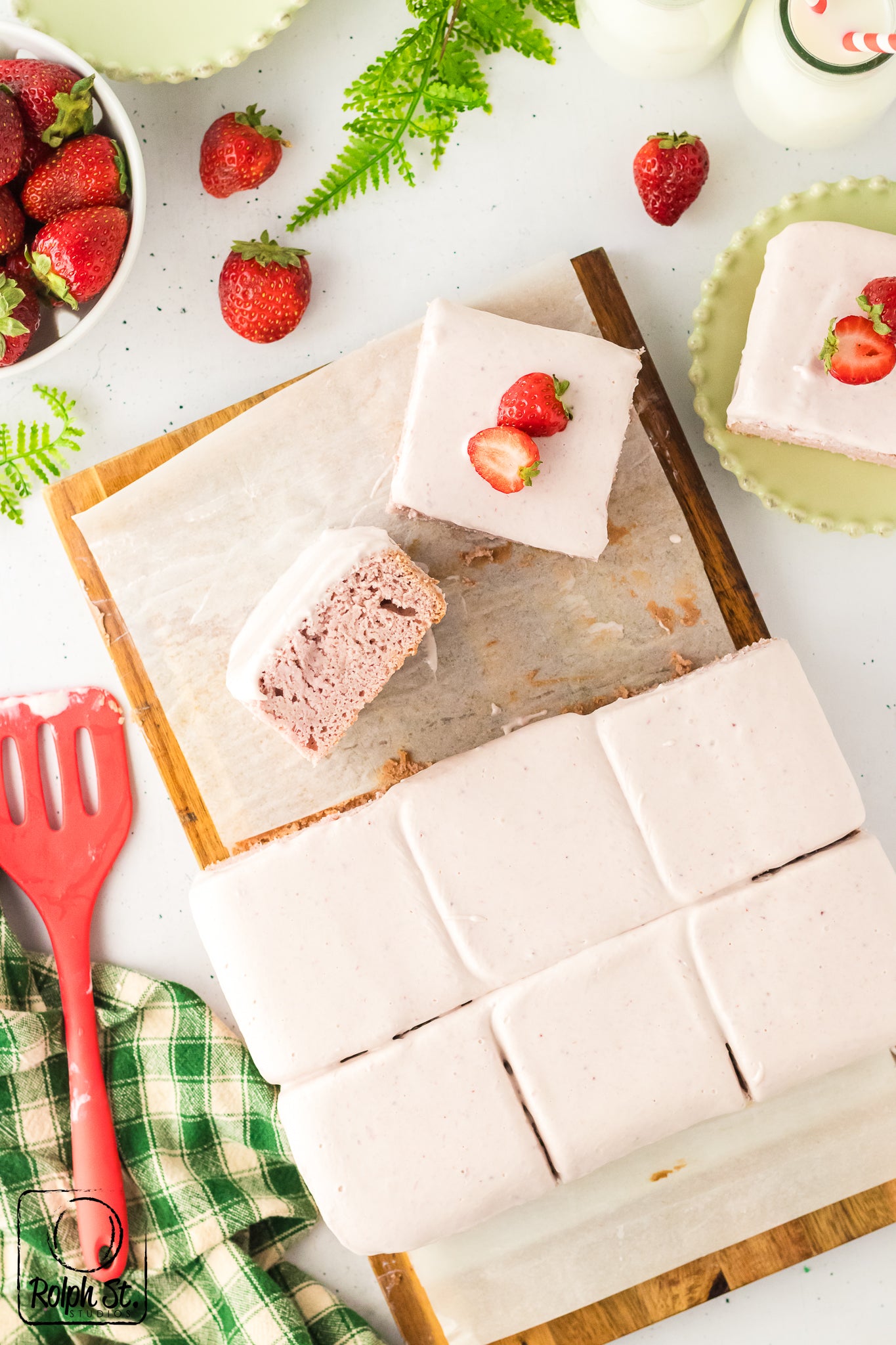 Exclusive Strawberry Blondies
