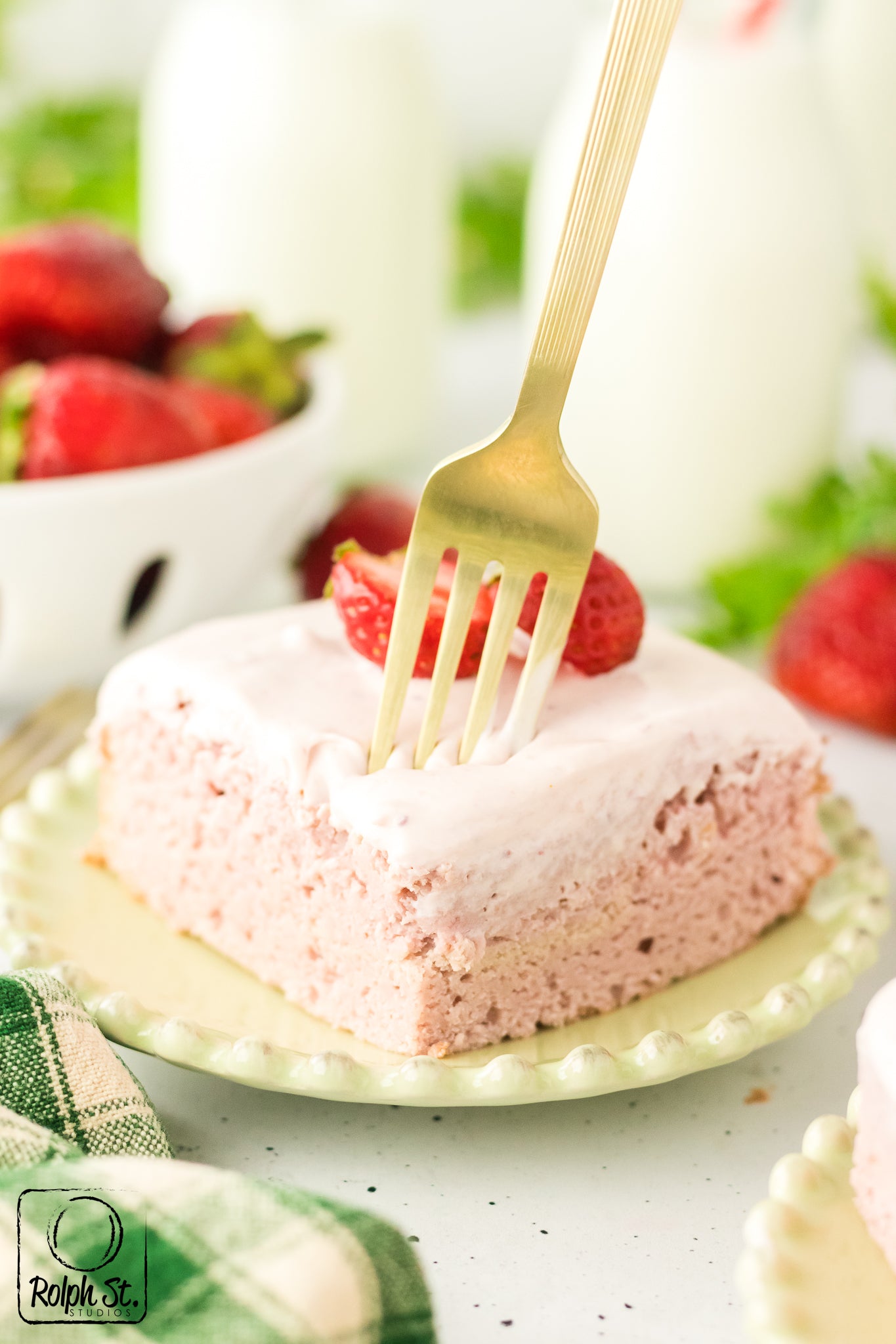 Exclusive Strawberry Blondies
