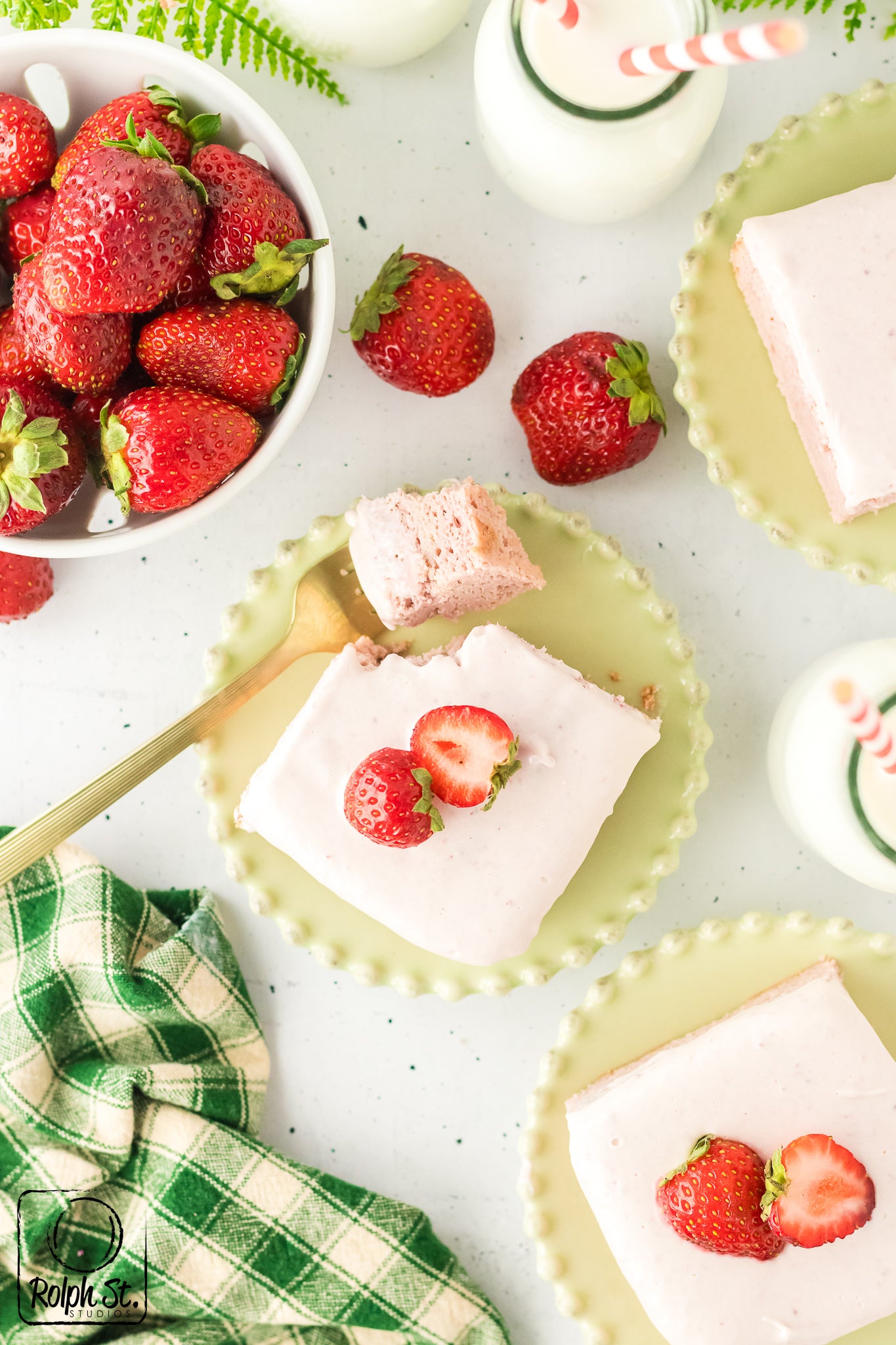 Exclusive Strawberry Blondies