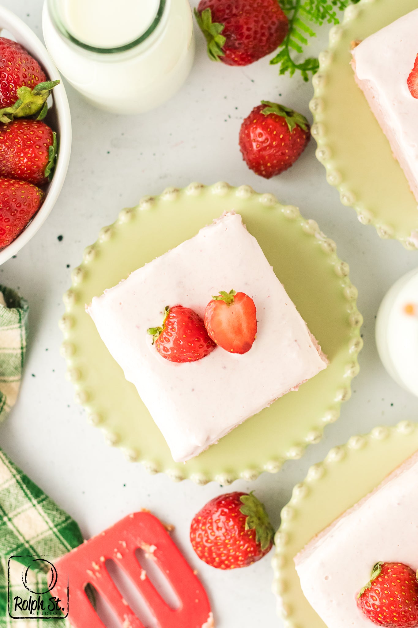 Exclusive Strawberry Blondies
