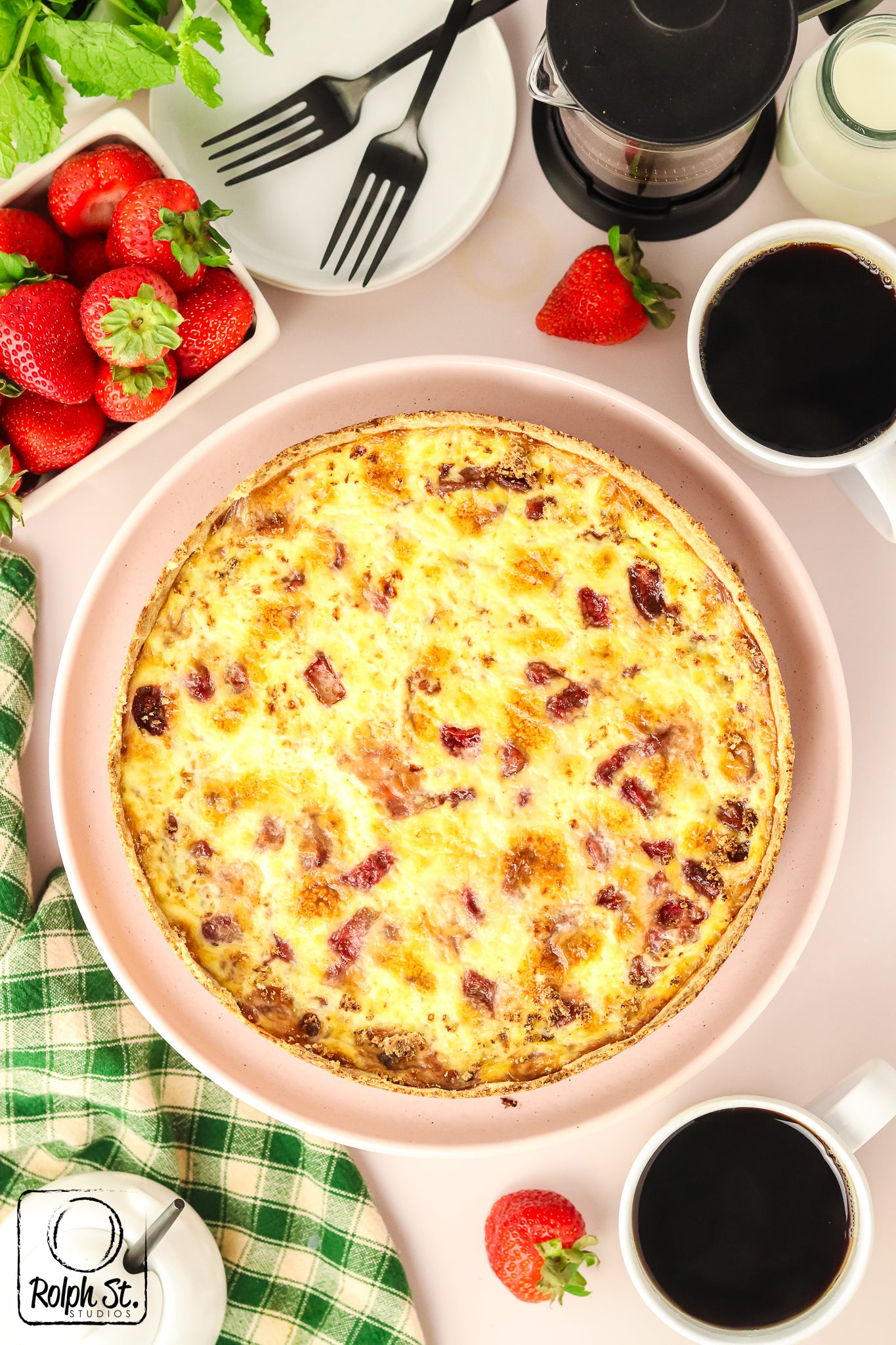 Semi Exclusive Strawberry Kuchen
